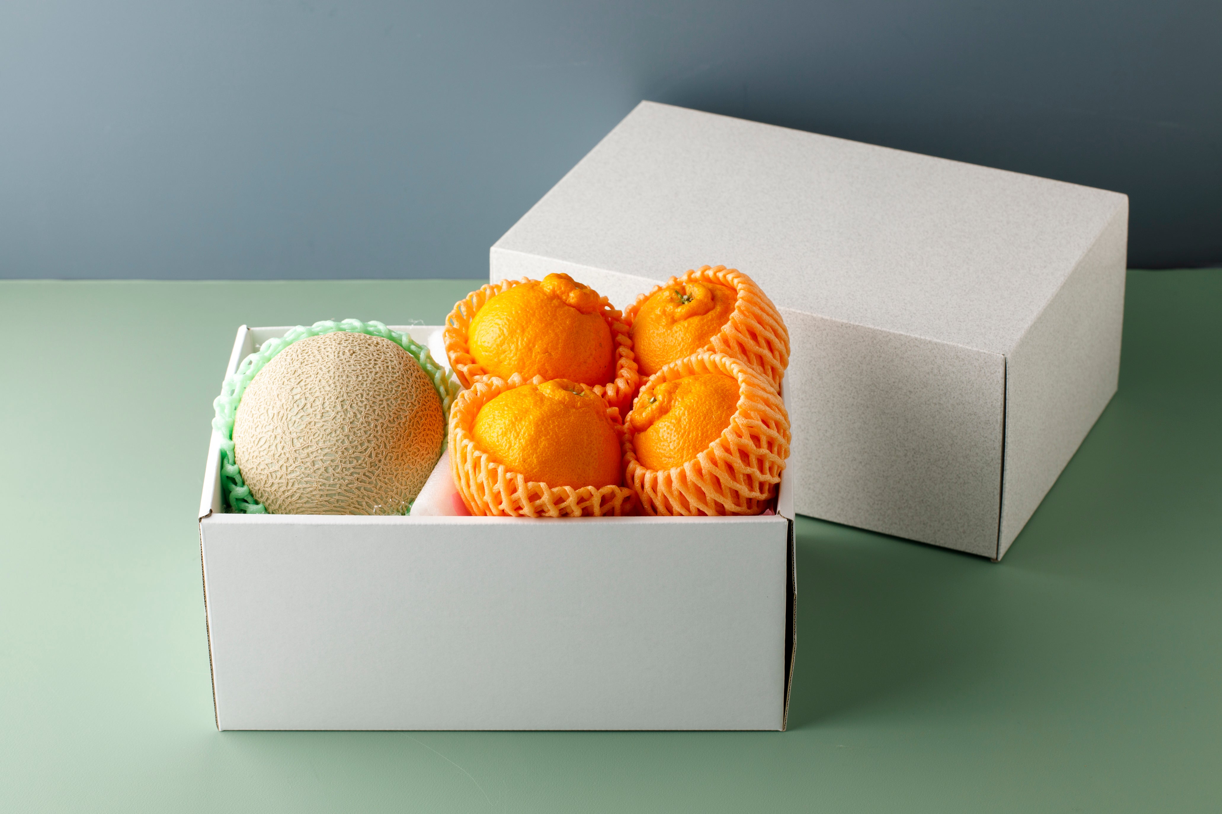 高品質メロンとデコポン